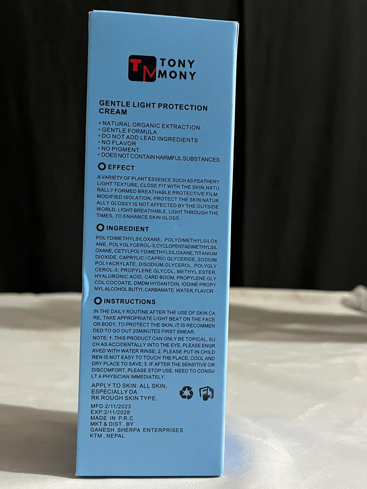 Tony Mony USA Aqua UVA/UVB Spf50+++ Moisturizing Sunscreen 100gm