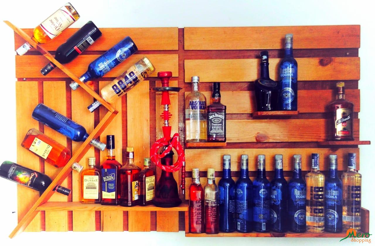 Wooden wine showcase 