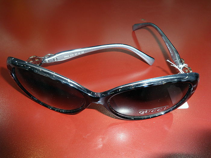 Gucci Black Ladies Sunglasses