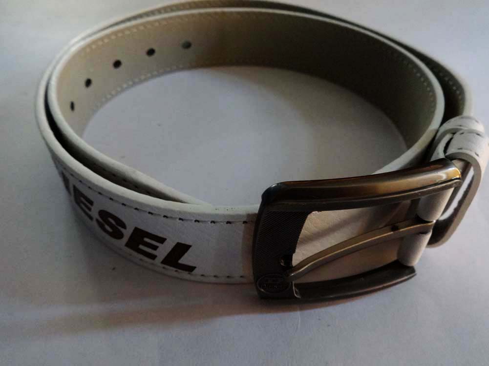 Simple belts 003 